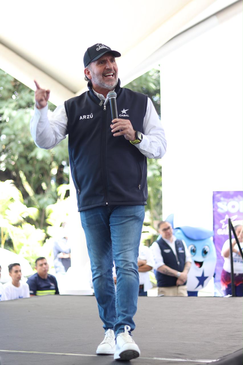 En el escenario